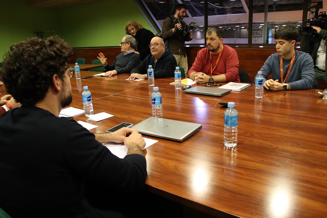 Representants de Semaf, ahir a la reunió amb Renfe i el Govern Representants de Semaf, ahir a la reunió amb Renfe i el Govern