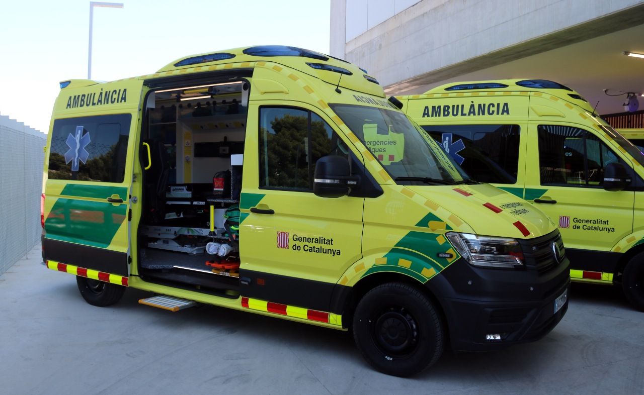 Dues de les noves ambulàncies del SEM de transport sanitari urgent