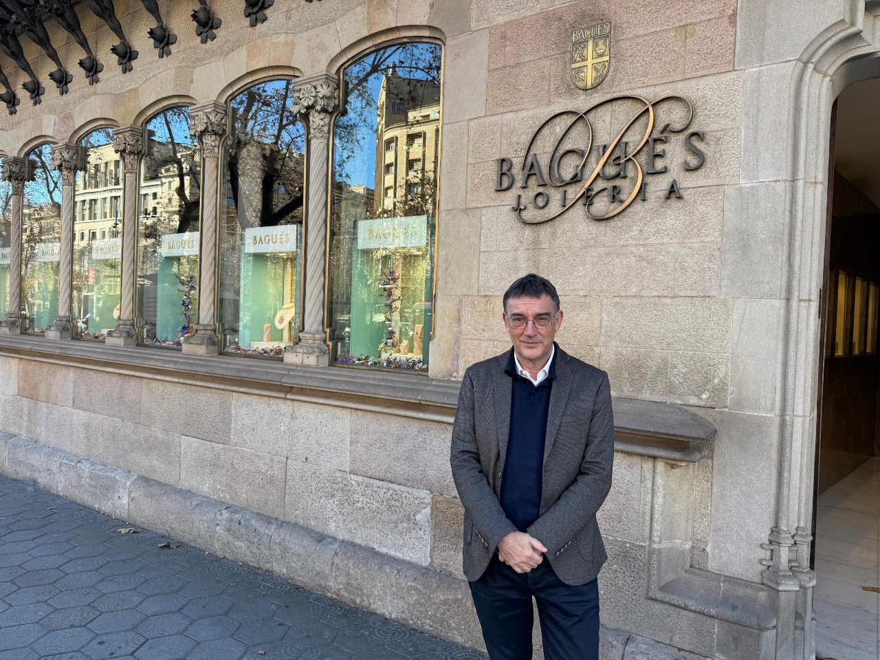 Oriol Oliveras Bagués, director general de la Joieria Bagues-Masriera a la botiga de Passeig de Gràcia 41