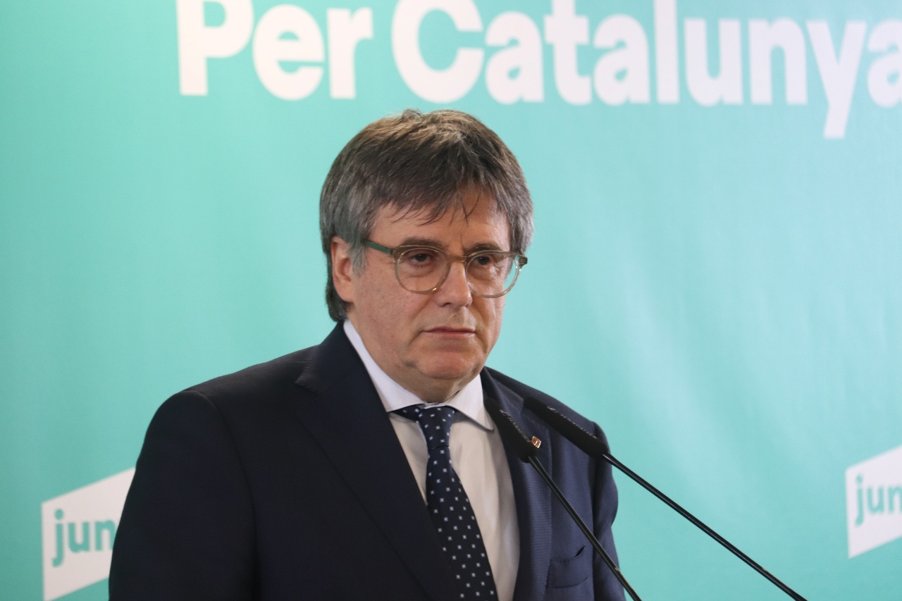El líder de Junts, Carles Puigdemont, en una compareixença de premsa a Perpinyà.