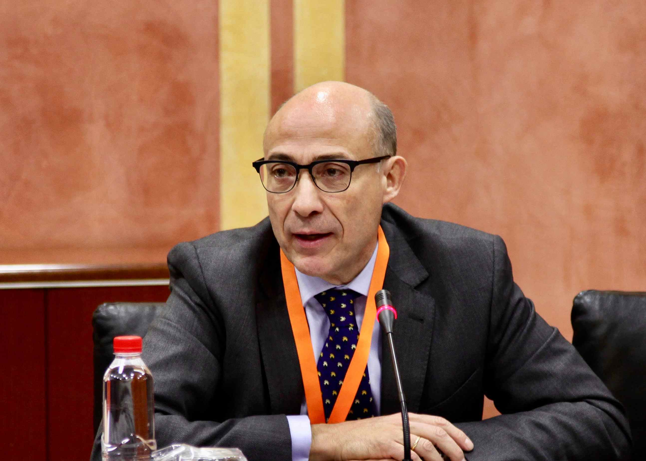 Jorge Onrubia, en una imatge d'arxiu, durant una ponència al Parlament d'Andalusia l'any 2017