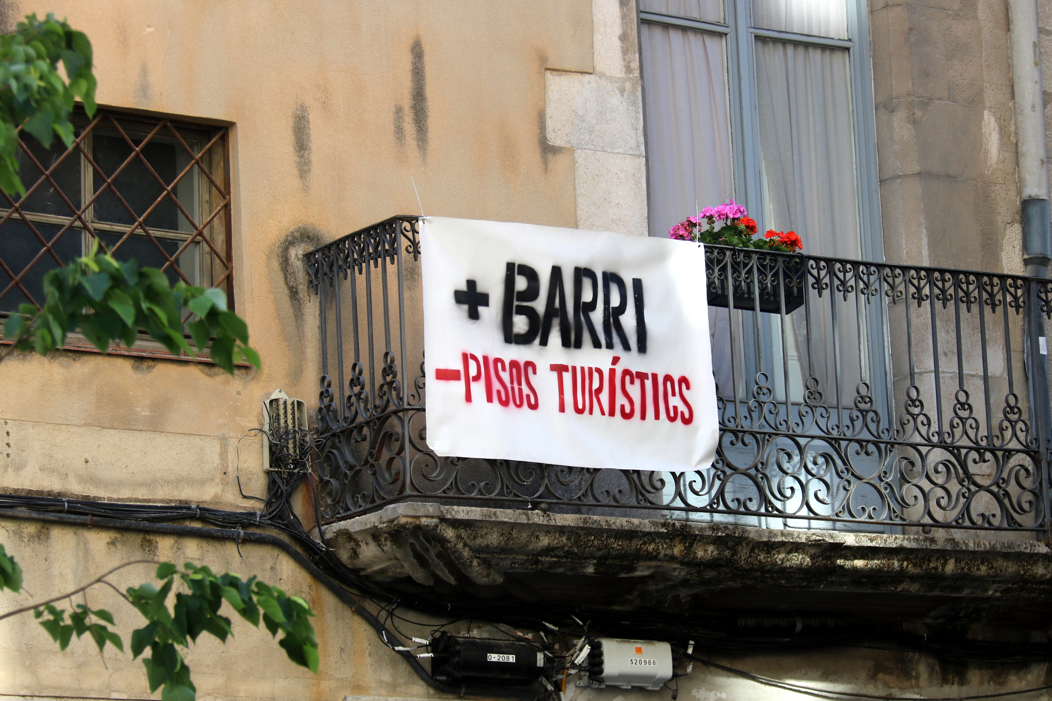La justícia assenyala Airbnb per l'oferta il·legal de pisos
