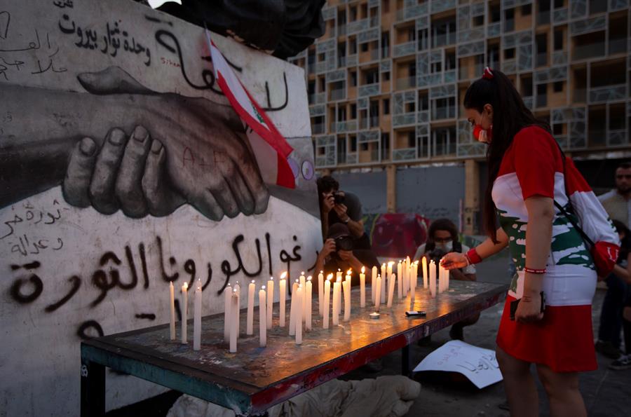 Homenatges i esperança a Beirut un mes després de l'explosió