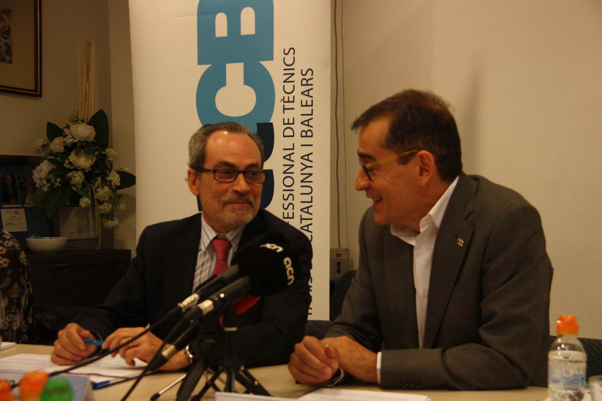 L'APttCB demana al Govern una nova convocatòria que permeti la presentació massiva de sol·licituds