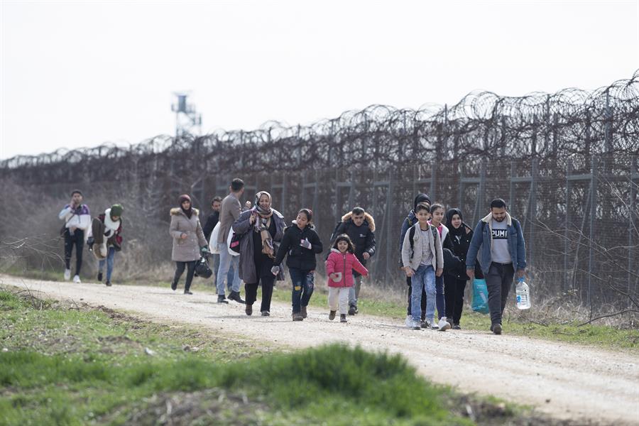 10 cançons sobre refugiats i emigrants