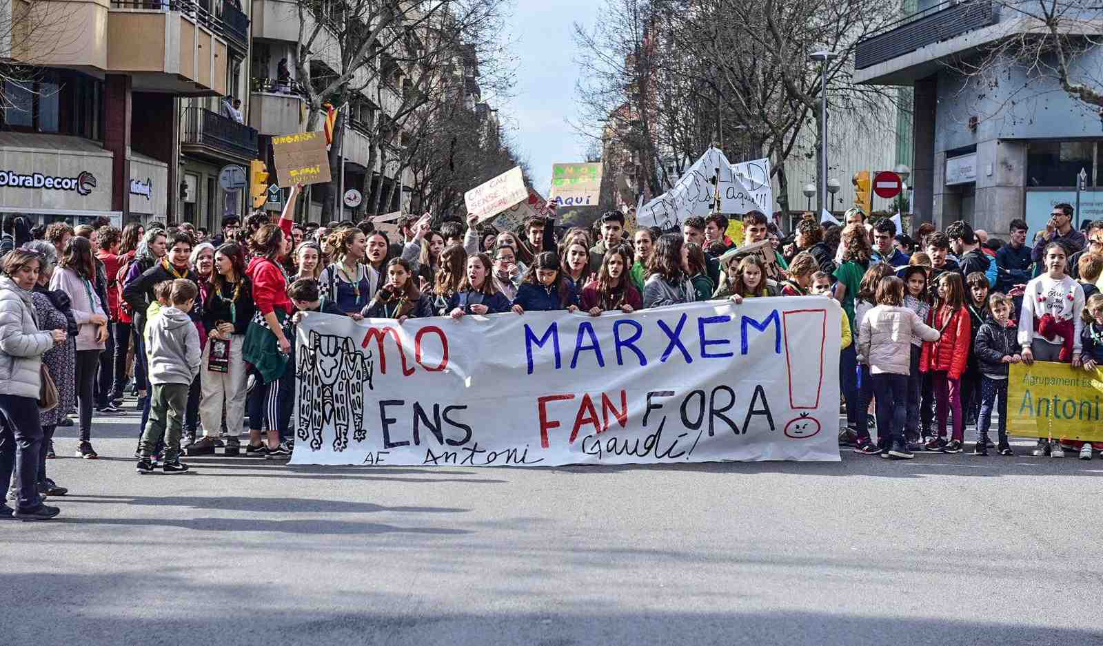 Manifestació convocada pel cau Antoni Gaudí el febrer del 2020 contra la seva expulsió de la Sagrada Família Manifestació convocada pel cau Antoni Gaudí el febrer del 2020 contra la seva expulsió de la Sagrada Família