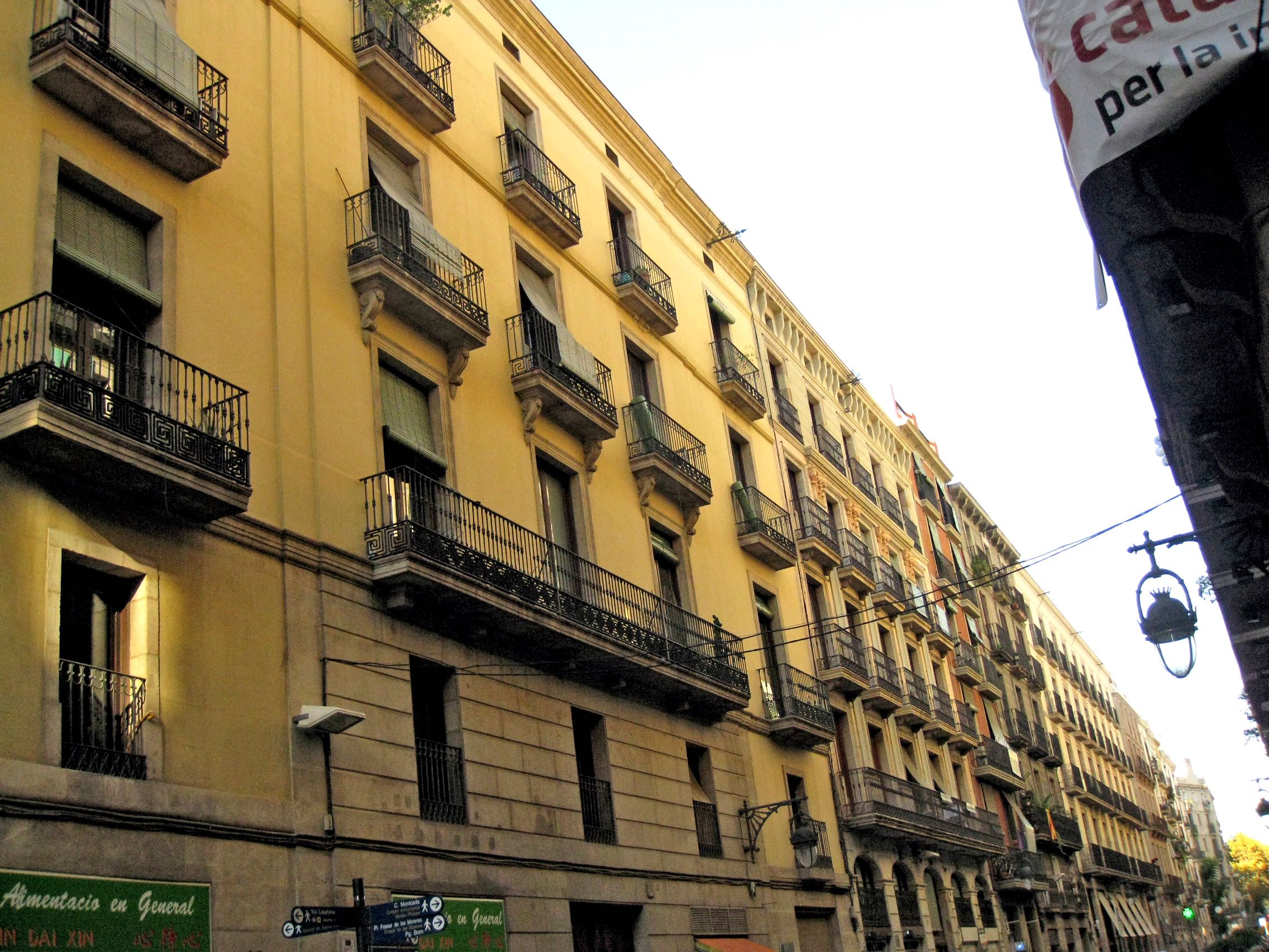 Carrer de la Princesa, Barcelona - Llicència Creative Commons Carrer de la Princesa, Barcelona - Llicència Creative Commons