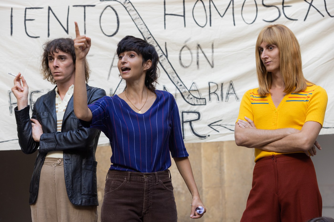 Fotograma de 'Te estoy amando locamente', amb Lola Buzón, Alba Flores i La Dani