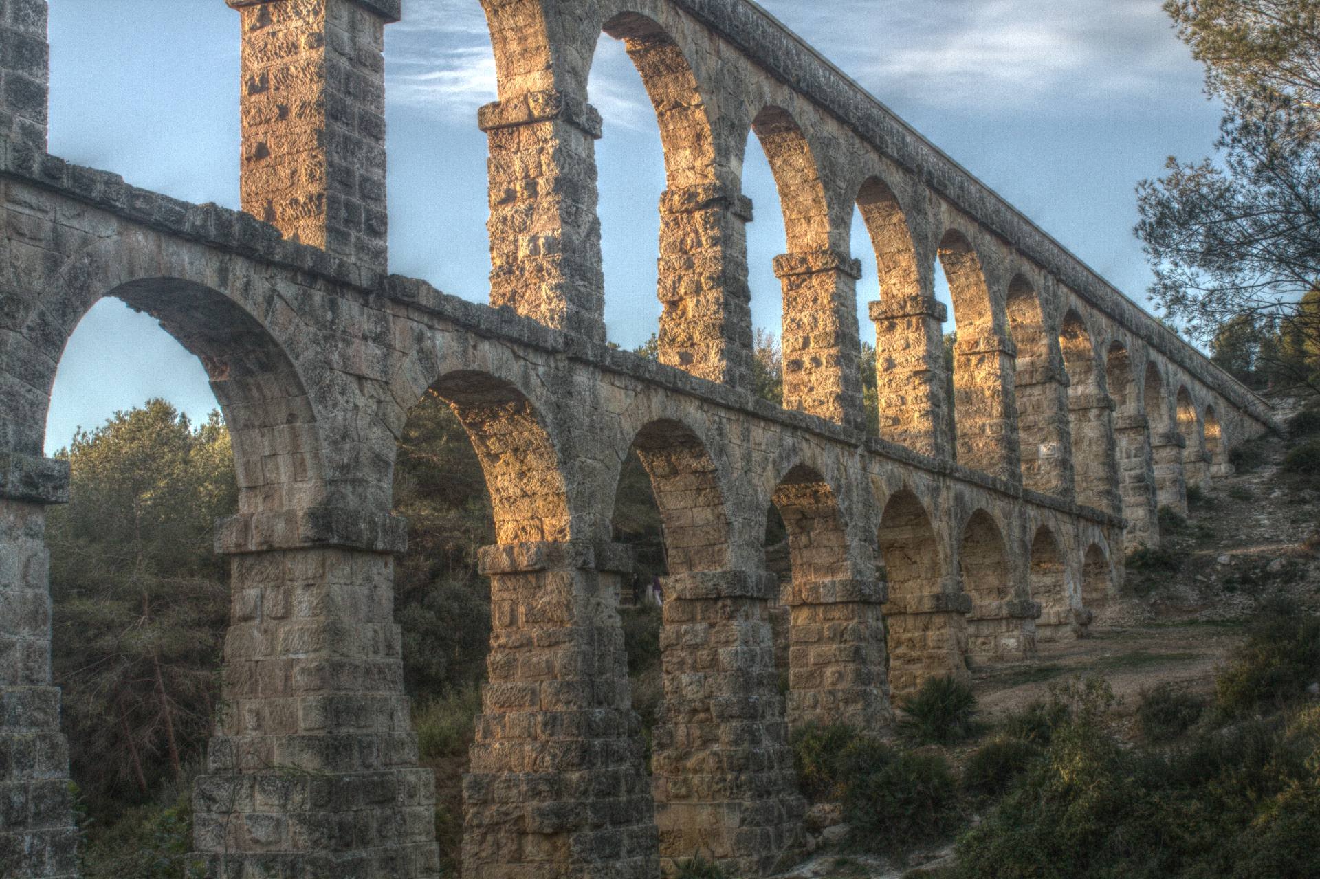 L'aqüeducte del Pont del Diable a Tarragona, un dels exemples de l'herència romana a casa nostra