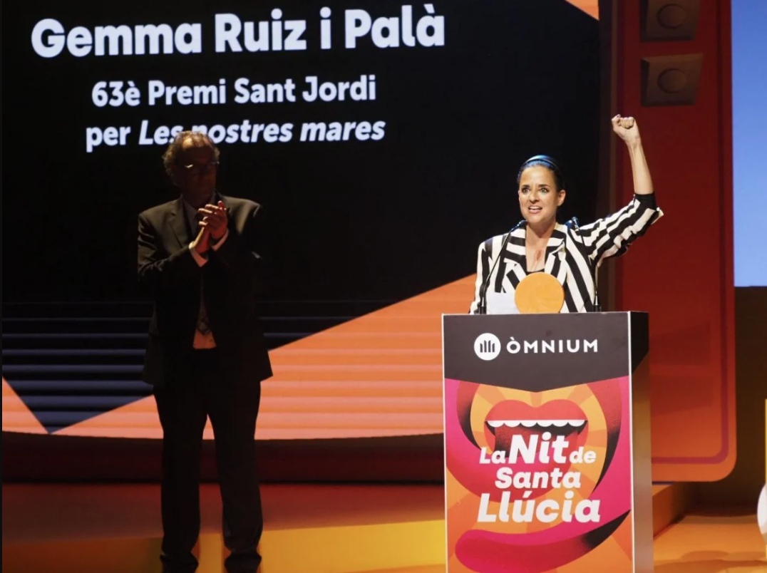 Gemma Ruiz durant el discurs del premi Sant Jordi Gemma Ruiz durant el discurs del premi Sant Jordi