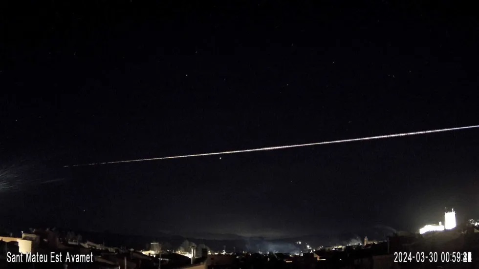 Rastre del bòlid captat per un aficionat a l'astronomia