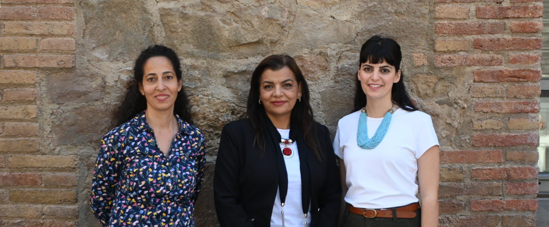 D'esquerra a dreta, Abeer Musleh, Minerva Qassis I Razan Qaran D'esquerra a dreta, Abeer Musleh, Minerva Qassis I Razan Qaran